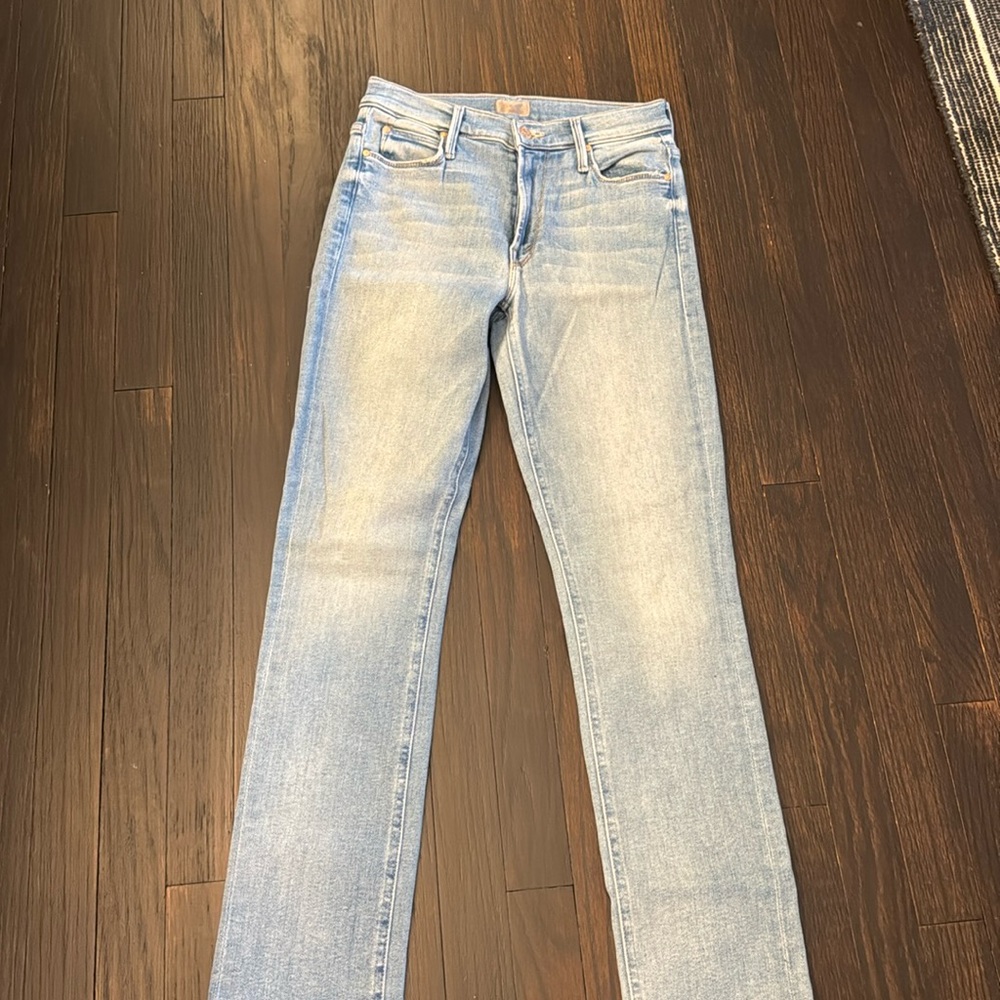 Mother dazzler mid rise - NWOT never worn. Slim straight